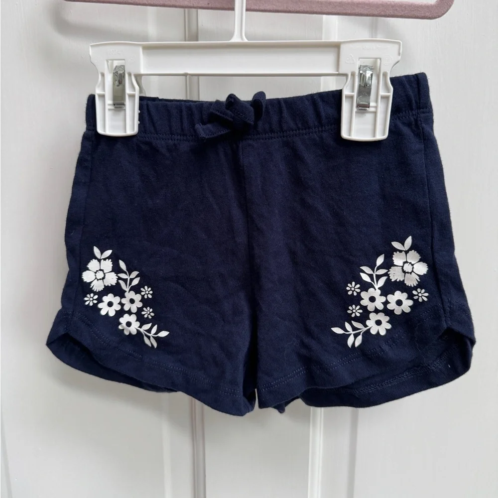 NWOT The Children’s Place 2T Girls Blue & White Floral Soft Shorts